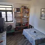 Zorin House منزل للإقامة يزيرا