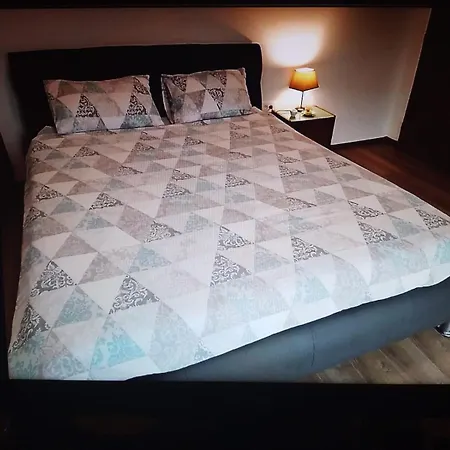Zorin House Δωμάτια σε οικογενειακή κατοικία