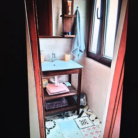 Zorin House Δωμάτια σε οικογενειακή κατοικία *