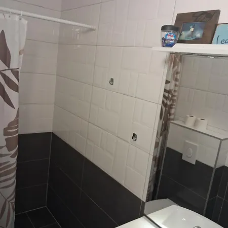 Zorin House Δωμάτια σε οικογενειακή κατοικία *