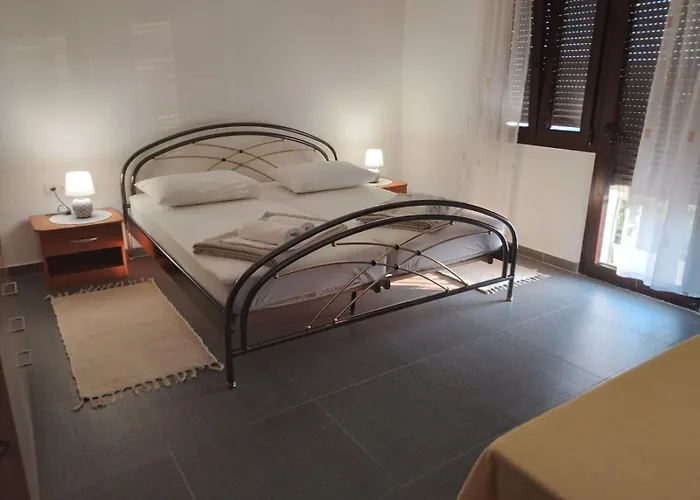 Zorin House Quarto em Acomodações Particulares Jezera