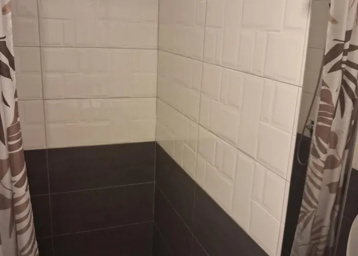 Zorin House * Jezera